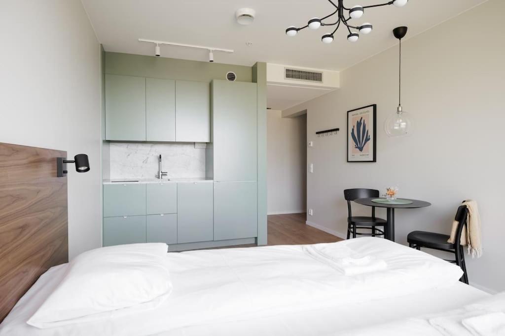 Brand New Studios Amidst Ancient Ruins Oasis Stockholm Bagian luar foto