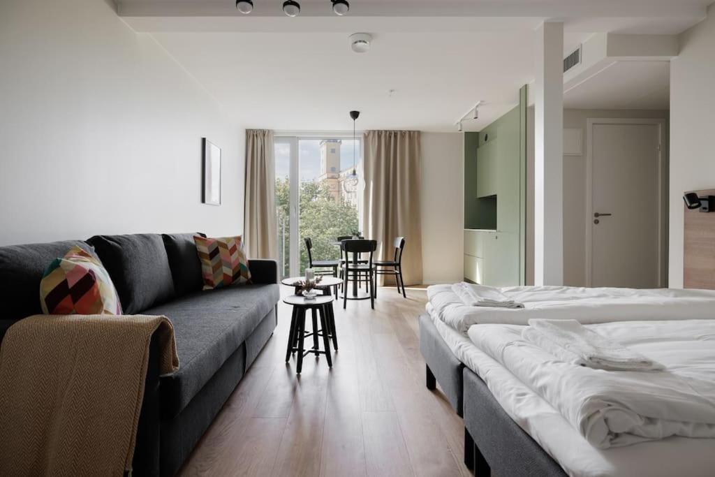 Brand New Studios Amidst Ancient Ruins Oasis Stockholm Bagian luar foto