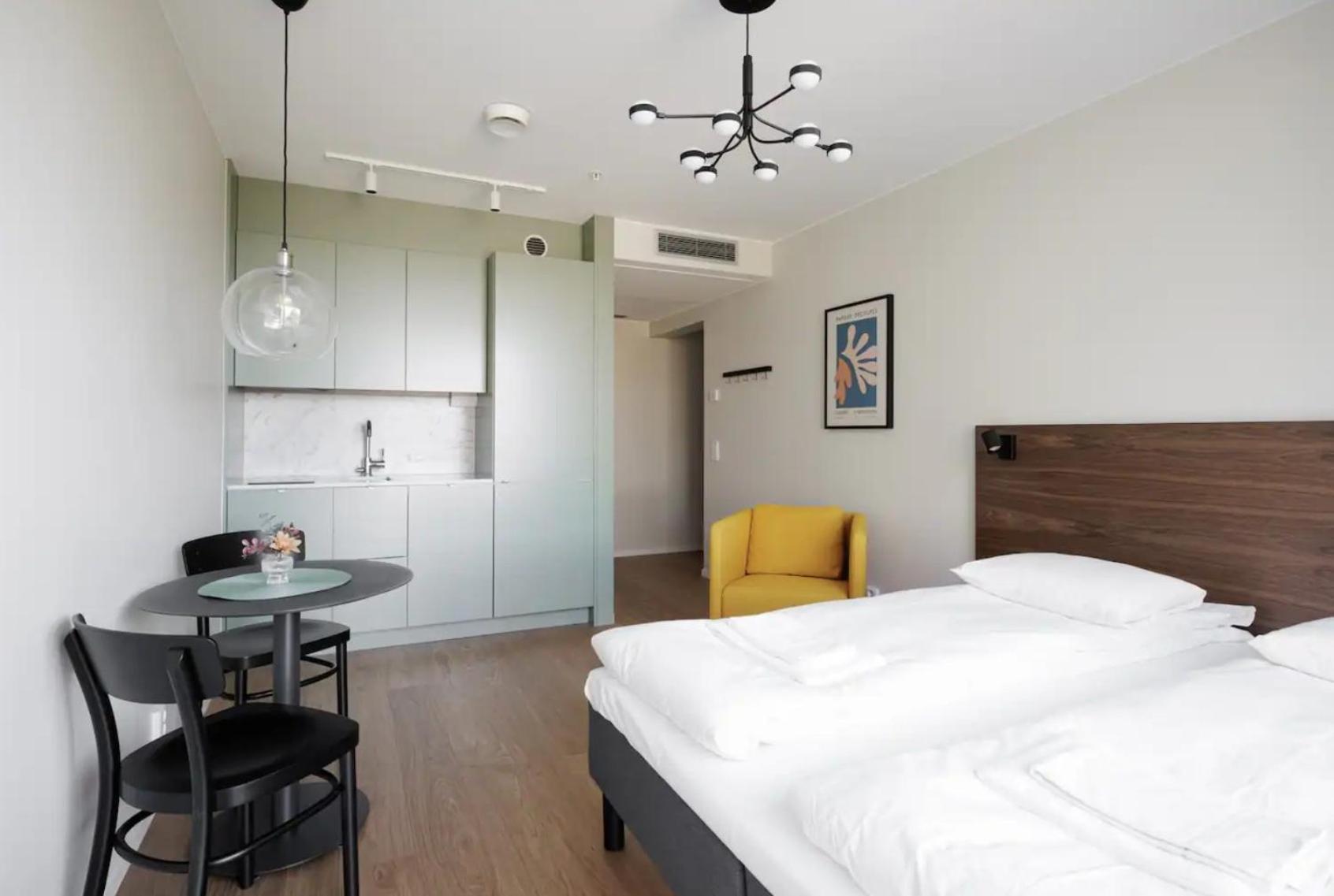 Brand New Studios Amidst Ancient Ruins Oasis Stockholm Bagian luar foto